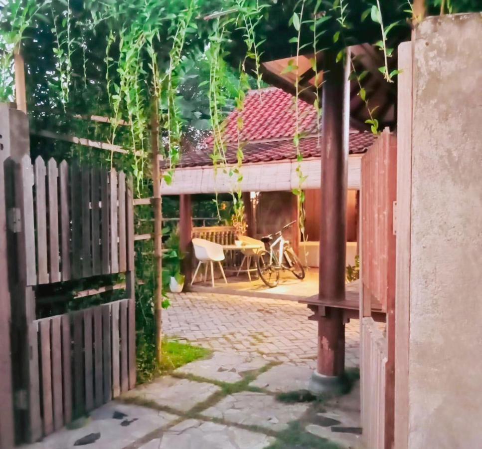 Al-Shifa Healing House Lombok Hotel กิลิไอร์ ภายนอก รูปภาพ